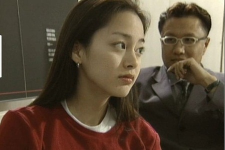 Chiêm ngưỡng nhan sắc của Kim Tae Hee thuở sinh viên