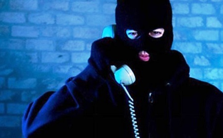 Mất 2 tỷ đồng sau khi nghe cú điện thoại