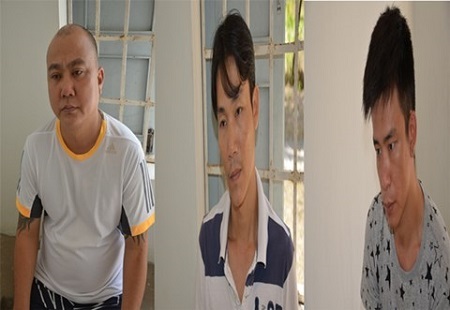 Khởi tố nhóm đối tượng dùng súng nã vào taxi khiến 2 người trọng thương