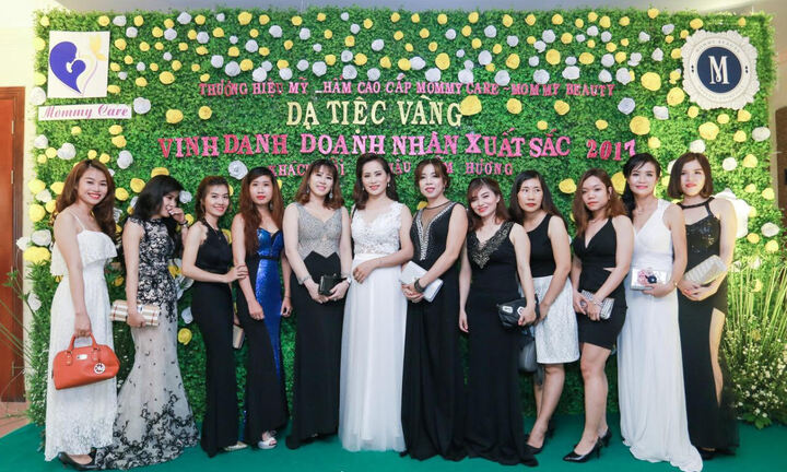 Hoa hậu Diễm Hương – quyến rũ ở sự kiện Mommy