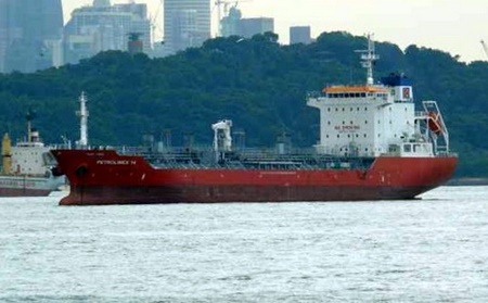 Tàu Petrolimex 14 thừa nhận tàu va chạm với tàu Hải Thành 26