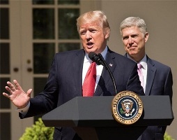 Trump nhắn Kim Jong-un 