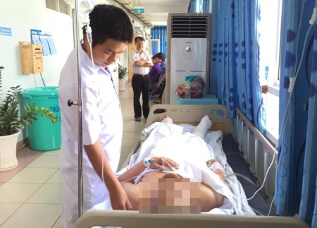 Tin mới nhất về sức khỏe của công nhân rơi từ giàn giáo tầng 9