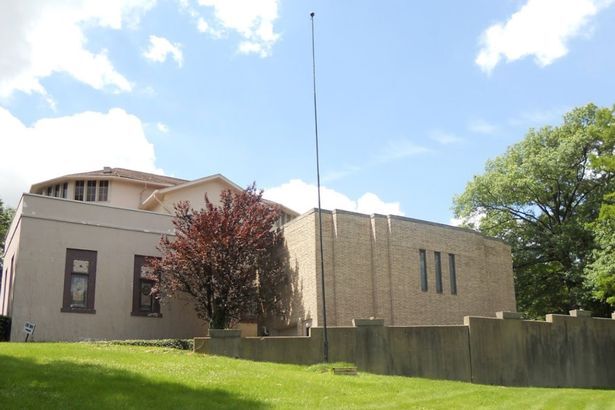 Nhà tang lễ cháy dữ dội vì hỏa thiêu người quá béo