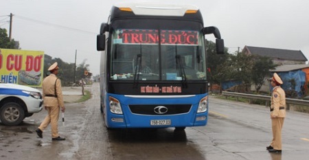 Ngày đầu nghỉ lễ: 5000 trường hợp vi phạm giao thông, 8 người tử vong