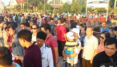 Nghỉ lễ 30/4-1/5, hàng chục nghìn du khách đến Cần Thơ tham quan