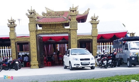 Vụ xe biển xanh đi dự tiệc ở Huỳnh phủ đường: Cựu Bí thư Hậu Giang nói gì?