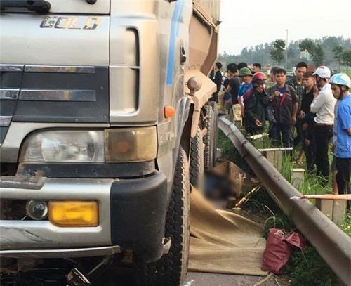 Gia cảnh thương tâm của hai anh em bị xe tải cán tử vong