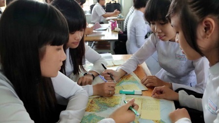 Vụ sai sót trong bộ đề tham khảo thi THPT quốc gia năm 2017: Bộ GD&ĐT nói gì?