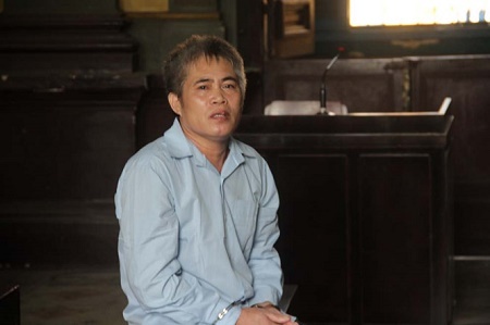 Mâu thuẫn từ phong bì mừng cưới, bố cô dâu đánh người trọng thương