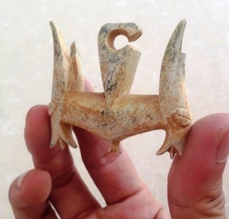 Phát hiện vật lạ hình đầu thú, nghi cổ vật văn hóa Sa Huỳnh