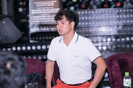 Bị đạo diễn mắng vì đến trễ, và đây là cách mà Xuân Bắc phản ứng