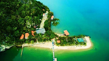 Kiểm tra resort trái phép trên vịnh Bái Tử Long