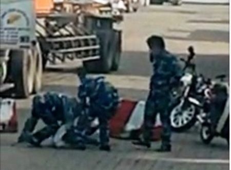 Đình chỉ công tác 5 kiểm soát viên cảng Cát Lái đánh phụ xe container