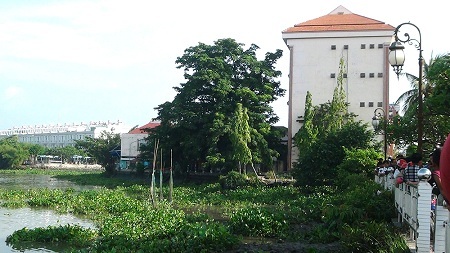 Phát hiện thi thể bà lão trên sông Sài Gòn