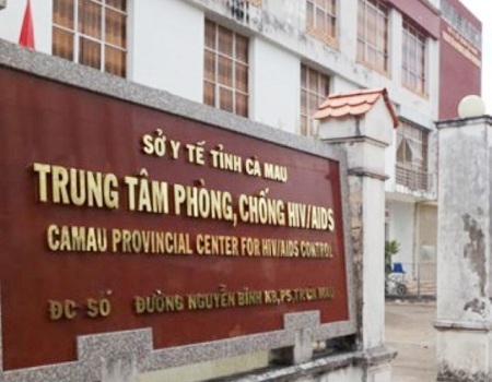 Trưởng phòng Tổ chức Trung tâm y tế từ chối nhận quyết định kỷ luật