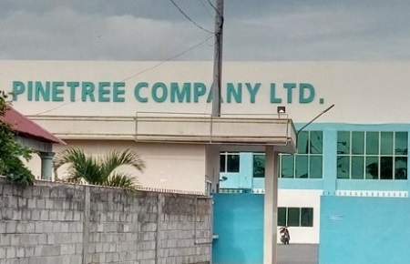 Phát hiện trong cơm có dòi, hơn 500 công nhân may bỏ làm