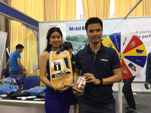 Dầu nhớt Mobil khuấy động không khí triển lãm Vietnam AutoExpo 2017