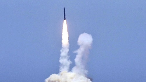 Tên lửa Triều Tiên vừa bắn đủ sức ‘qua mặt’ tàu sân bay Mỹ