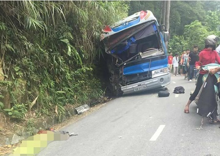 Thêm một người tử vong trong vụ xe chở học sinh đâm vào vách núi Tam Đảo