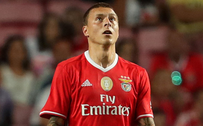 Chính thức: Man United xác nhận đạt thoả thuận chiêu mộ Victor Lindelof