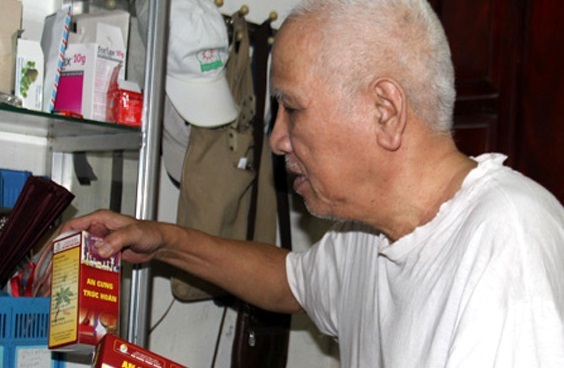 Người đàn bà bị vỡ mạch máu, tụ máu não tưởng chết bỗng phục hồi thần kỳ nhờ bài thuốc quý