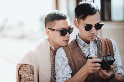 Sau 2 năm kết hôn, tình yêu của Adrian Anh Tuấn và Sơn Đoàn vẫn nồng ấm như thuở ban đầu