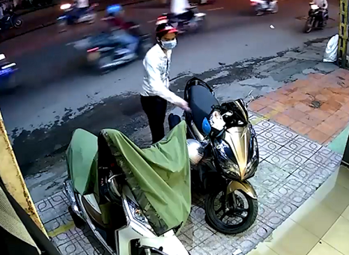 Bi hài chuyện tên trộm xe bẻ khóa thành công nhưng ngậm ngùi bỏ xe ở lại