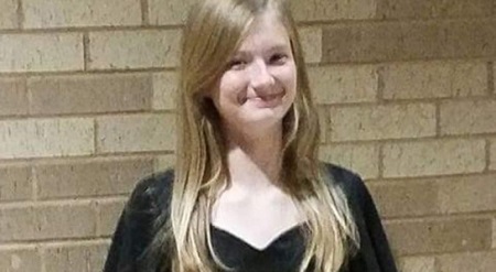 Sử dụng điện thoại trong nhà tắm, bé gái Mỹ bị điện giật tử vong