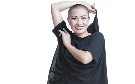 Phương Thanh đầu trọc lạ lẫm, chia sẻ lý do chỉ hát nhạc buồn