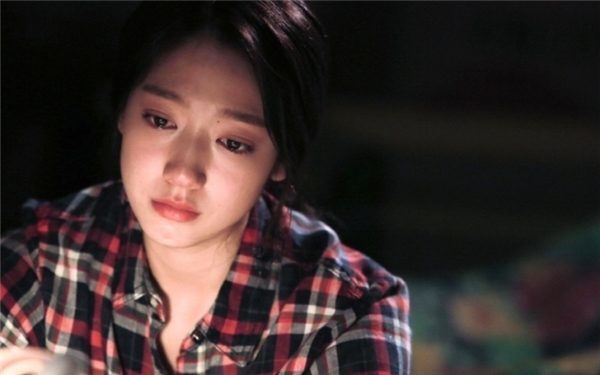 Nước mắt người phụ nữ vội vàng  "đi bước nữa "