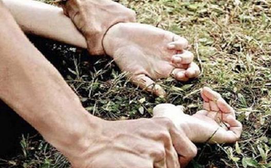 Bắt gã anh rể giở trò đồi bại với em vợ khi chở đi khám bệnh