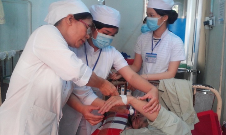 Sốt xuất huyết tấn công: Mới có người tử vong tại BV Nhiệt đới TW