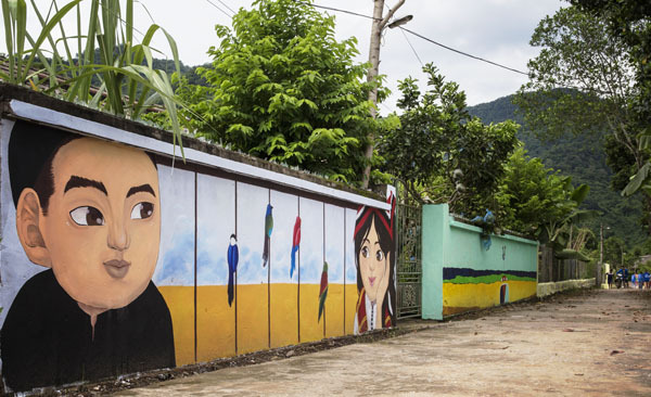 Xây dựng làng bích họa góp phần hỗ trợ bà con phát triển du lịch cộng đồng