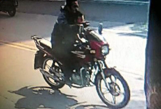 Treo thưởng để bắt kẻ vứt nạn nhận 5 tuổi vào thùng rác