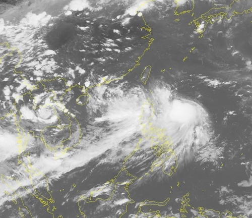 Nam Bộ đề phòng tố, lốc do ảnh hưởng áp thấp nhiệt đới