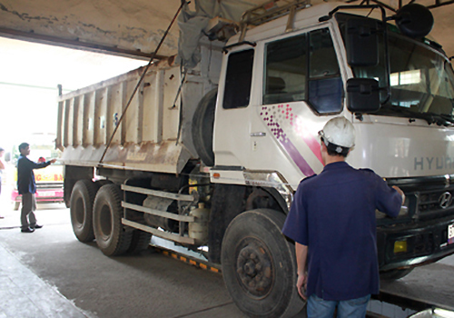 Nhiều đăng kiểm viên bị kỷ luật vì biến xe hư thành “đủ tiêu chuẩn”