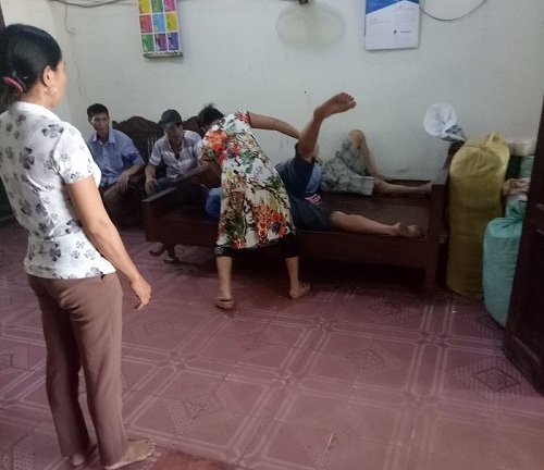 Thần y Bắc Giang: Chữa bệnh chỉ trong... 2 phút