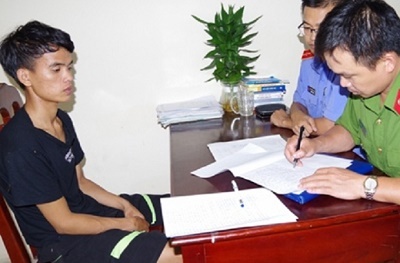 Bắt khẩn cấp 9X dùng vũ lực giở trò đồi bại với bé gái