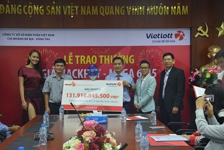 Đề xuất đánh thuế cao gấp 3 lần với người trúng số Vietlott