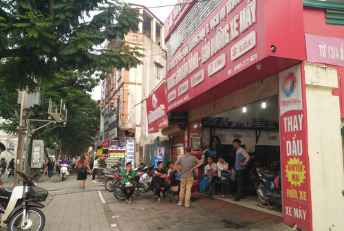 Điều tra nghi án bắn người tại tiệm sửa xe ở Hà Nội