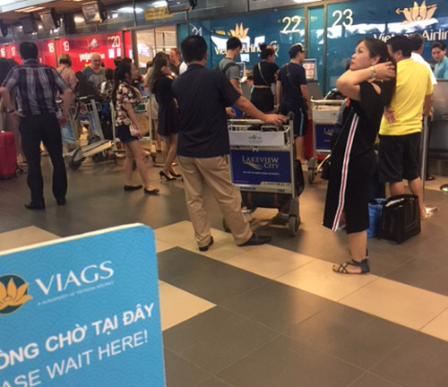 Giá vé máy bay tăng sau khi điều chỉnh giá dịch vụ hàng không?