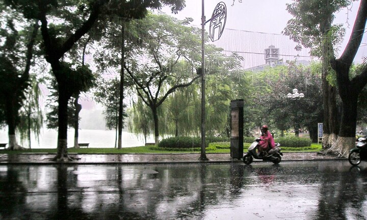 Dự báo thời tiết ngày 30/8: Hà Nội mưa đến hết tháng 8