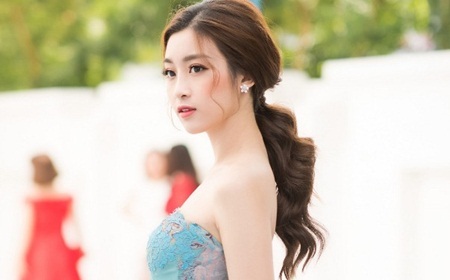 Đỗ Mỹ Linh tự tin khoe nhan sắc trước thềm Hoa hậu Thế giới 2017