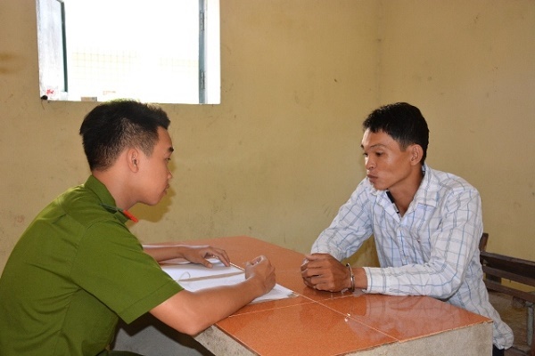 Bắt kẻ lừa người phụ nữ vào rừng để sàm sỡ, cướp tài sản