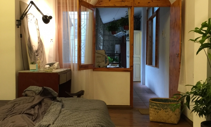 Khám phá căn hộ ấm cúng ngay trong chung cư cổ