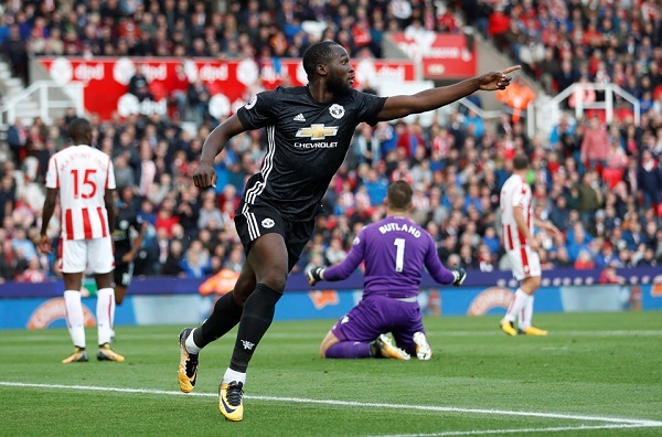 Tin HOT MU: Ibra trở lại, Lukaku lọt top tiền đạo Quỷ đỏ