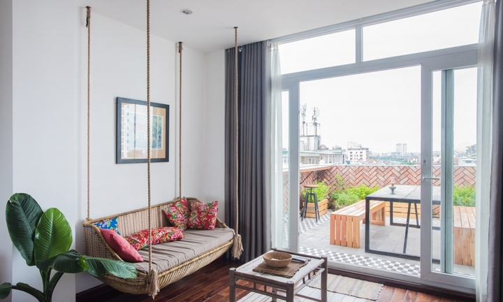 Căn Penthouse cổ điển có view cực đẹp ngắm trọn Hồ Tây