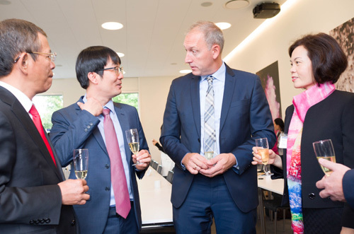 Vinamilk bắt tay hợp tác với