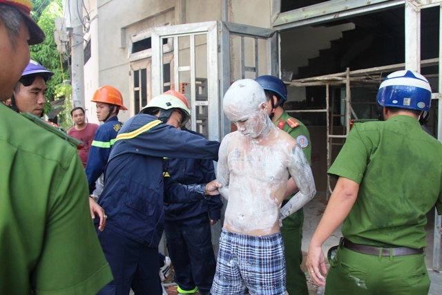 Sử dụng cỏ Mỹ, nam thanh niên leo lên tầng 3 nhảy múa